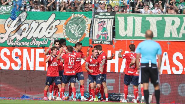 FUSSBALL: ADMIRAL BUNDESLIGA/ 2. RUNDE: SV OBERBANK RIED - SK RAPID