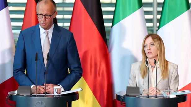 E5 Meeting of Heads of State and Government in Berlin
