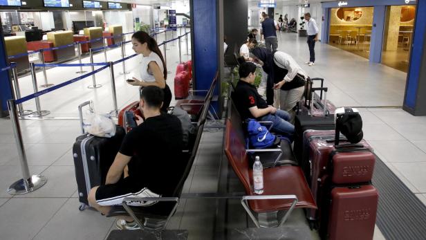 Hundreds of flights cancelled due to Italy's air strike