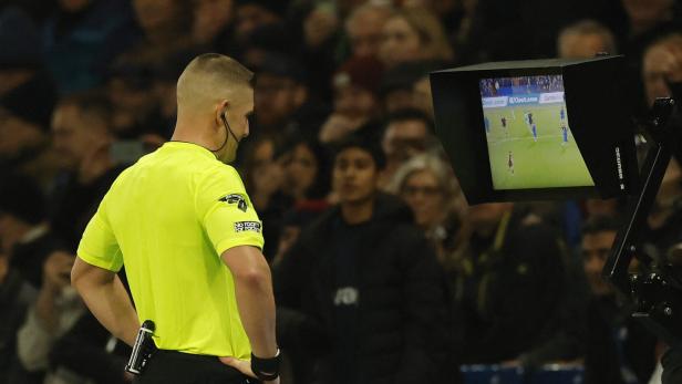 VAR