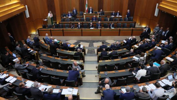 Lebanese Parliament discusses amnesty law and salaries for retired security forces