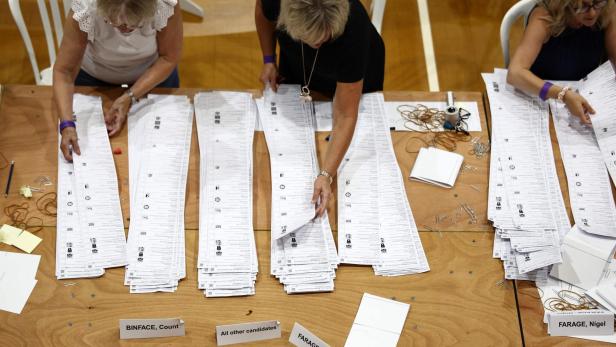 BRITAIN-POLITICS-VOTE