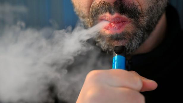 BELGIUM-HEALTH-SOCIAL-TOBACCO