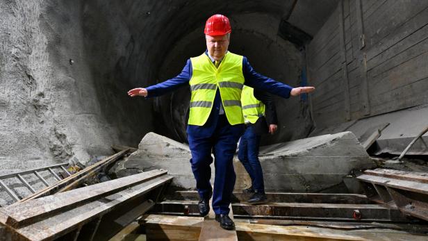 WIENER LINIEN: U2XU5 - "TUNNELVORTRIEBSMASCHINE DEBOHRA HAT ZIEL ERREICHT" / LUDWIG (SPÖ)