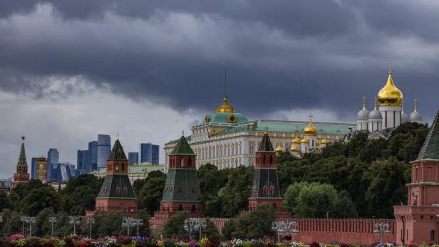 Cold and rainy weather in Moscow