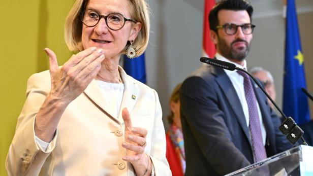 NIEDERÖSTERREICH: REGIERUNGSKLAUSUR VON ÖVP UND FPÖ: MIKL-LEITNER (ÖVP) / LANDBAUER (FPÖ)