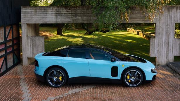 TOPSHOT-ITALY-AUTO-FERRARI-ELECTRIC