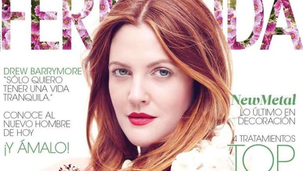 Drew Barrymore auf dem Cover eines Magazins mit dem Titel „Ferrarida“.