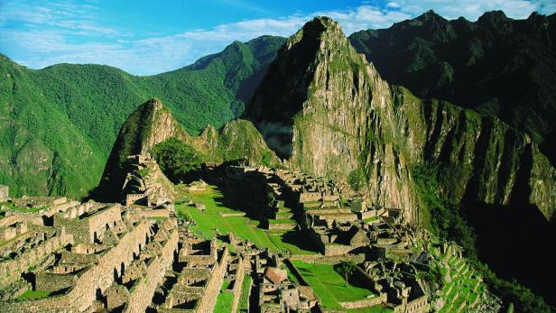 Blick auf die Ruinen von Machu Picchu in den Anden, Peru.