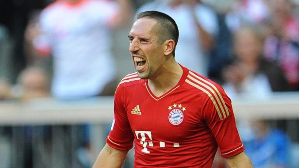Franck Ribéry im Trikot des FC Bayern München jubelt.