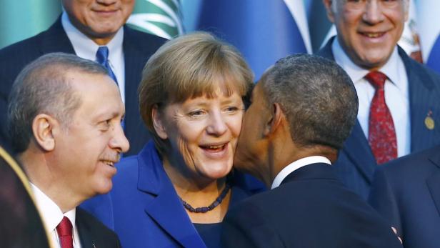 Erdogan, Merkel und Obama zu Beginn des G-20-Gipfels im türkischen Badeort Antalya