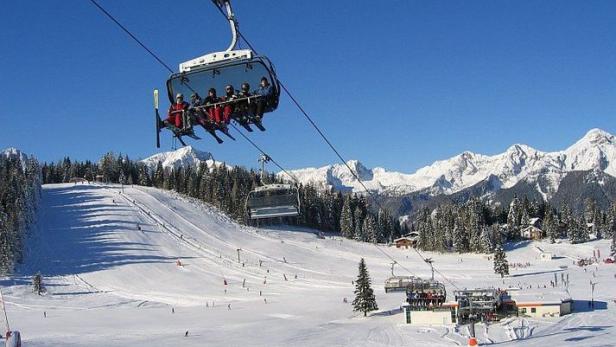 Die selbe Menge der weißen Pracht liegt derzeit in Skigebiet Hinterstoder. Mit beinahe 40 Pistenkilometern gehört es zu den größten Skigebieten Oberösterreichs. Am Heiligen Abend hat es hier zuletzt geschneit.