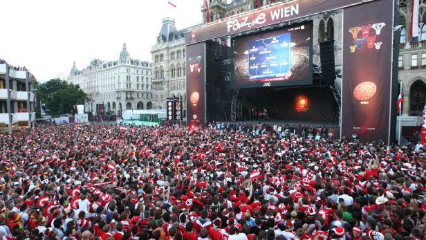 EURO 2016: Wiener Rathausplatz wird zur Fanmeile