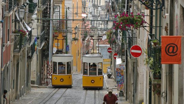 Portugal und Spanien zwischen Wahlen und Sparen