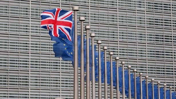 Britische Flagge vor der EU-Kommission in Brüssel
