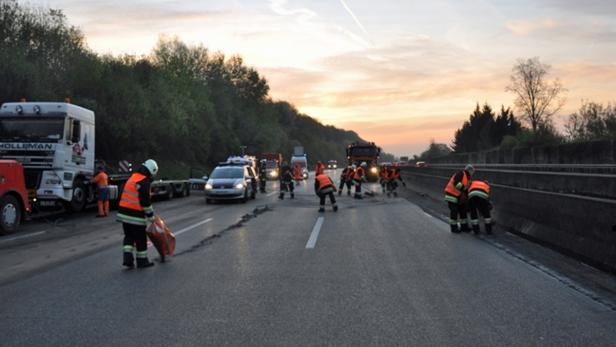 Ölspur: Sperre auf der Westautobahn A1