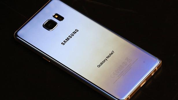 Die Rückseite eines Samsung Galaxy Note7 Smartphones.
