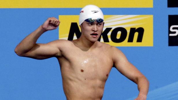 China&#039;s Sun Yang reacts after winning the men&#039;s 400m freestyle final during the World Swimming Championships at the Sant Jordi arena in Barcelona July 28, 2013. REUTERS/Gustau Nacarino (SPAIN - Tags: SPORT SWIMMING)