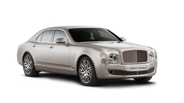 Ein silberfarbenes Bentley Hybrid Concept-Fahrzeug vor einem weißen Hintergrund.