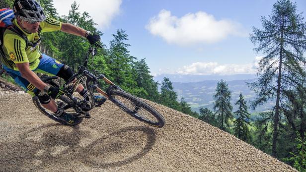 Viele Mountainbiker wünschen sich, alle Forstwege nutzen zu können. Grundbesitzer fürchten Erosion