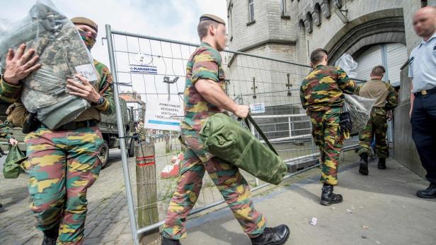 Sondereinsatz: 180 Soldaten wurden in die Gefängnisse beordert