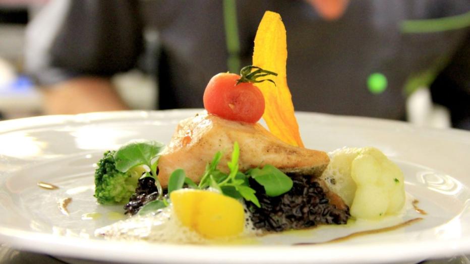 Hauben-Küche zu Mini-Preisen | kurier.at