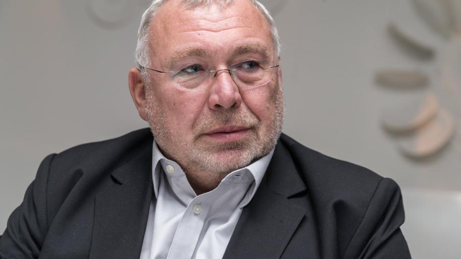 ExKanzler Gusenbauer investiert in Aufzucht von Lachsen