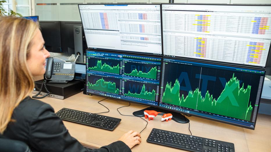 Carmen-rae onlyfans video vivi has nice boobs and cute K