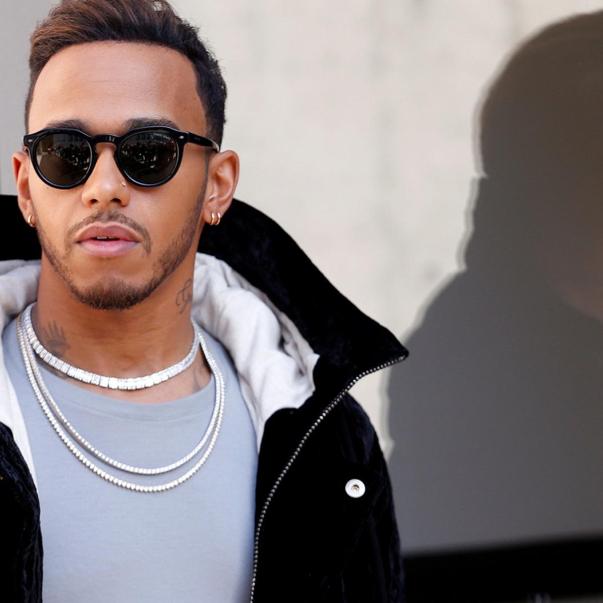 Warum Lewis Hamilton Eine Eigene Modelinie Plant Kurier At