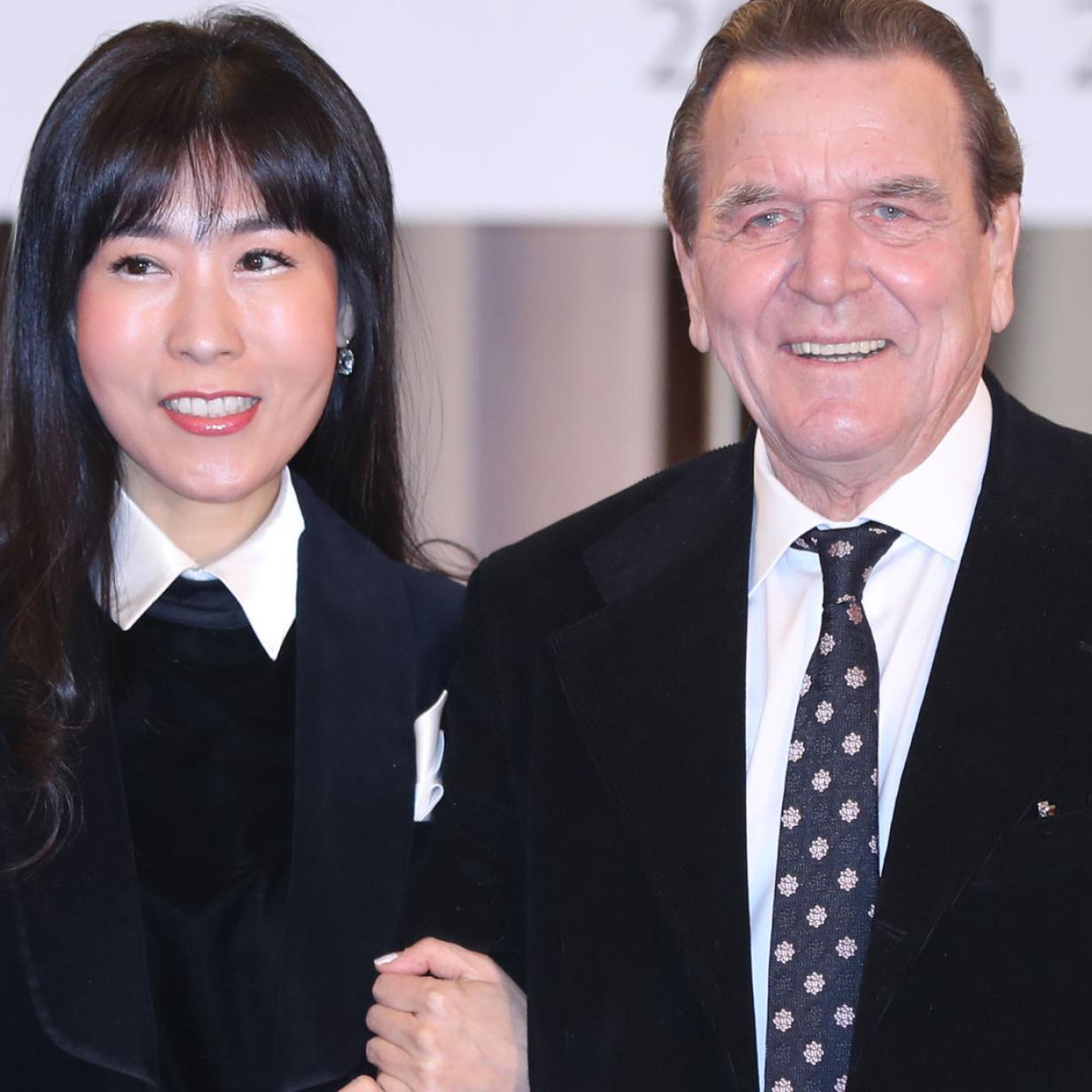 Gerhard Schröder heiratet zum fünften Mal | kurier.at