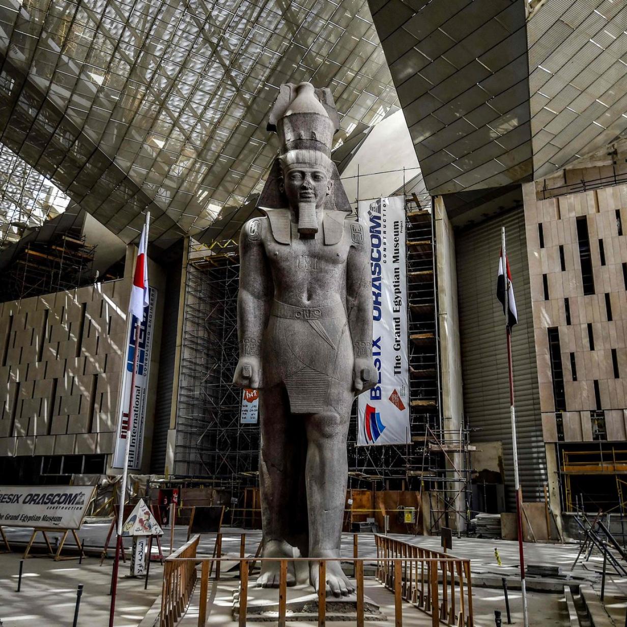 Grand Egyptian Museum Wer Die Pyramide Der Neuzeit Baut Kurier At