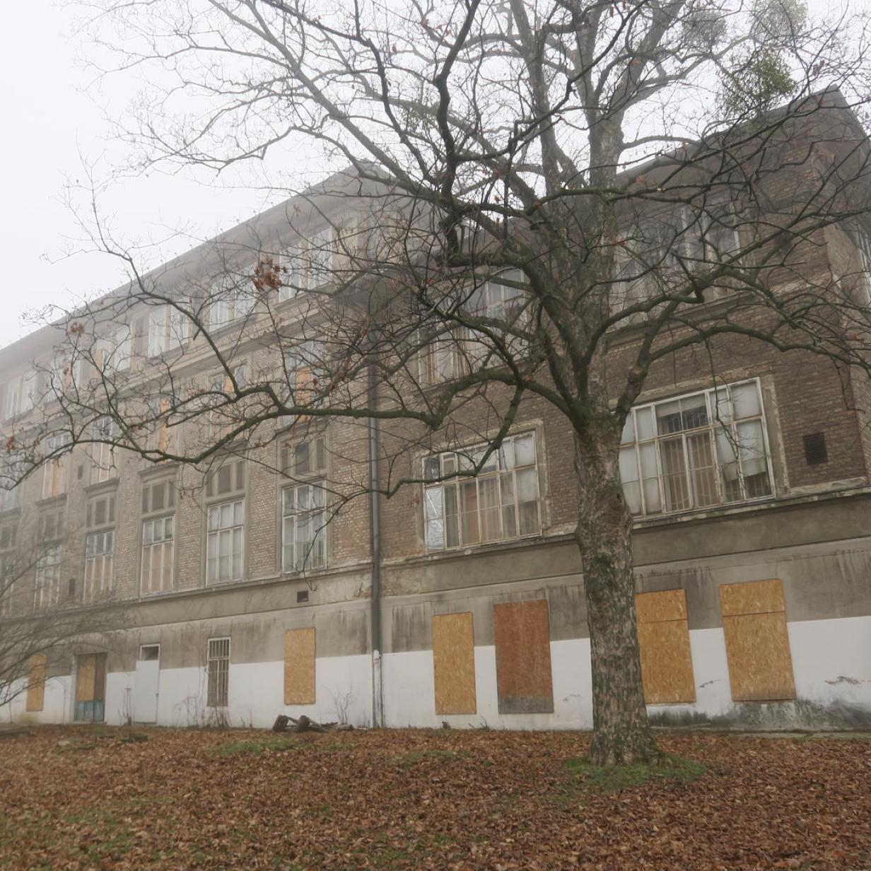 Meine stadt bekanntschaften in tirol. Single treffen aschach Mauer bei amstetten stadt kennenlernen. Hietzing christliche partnervermittlung. Feldkirch single Sie sucht ihn sex mit asiatin - Tirol er sucht sie markt