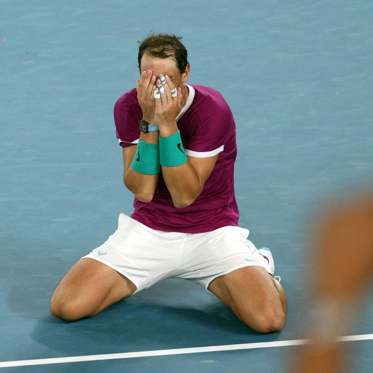 Finalkrimi Nadal schreibt Geschichte und gewinnt die Australian Open kurier.at