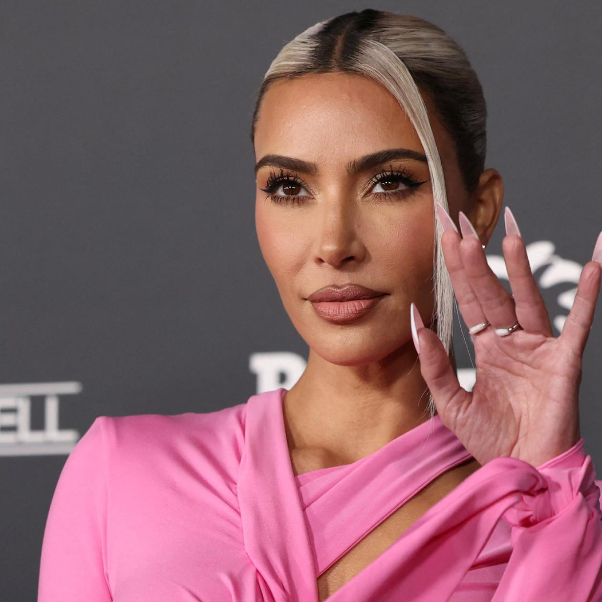 Scheidungsdetails: Kim Kardashian erhält 200.000 Dollar monatlichen  Unterhalt von West | Kurier, image size:1232x1232