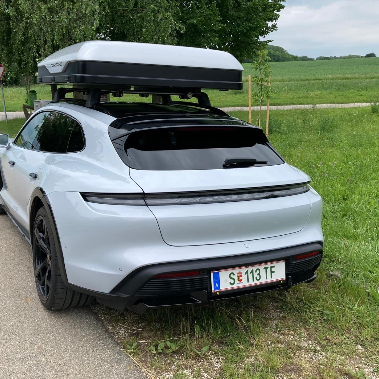 Ist das jetzt Glamping? Unterwegs mit Porsche und Dachzelt | Kurier