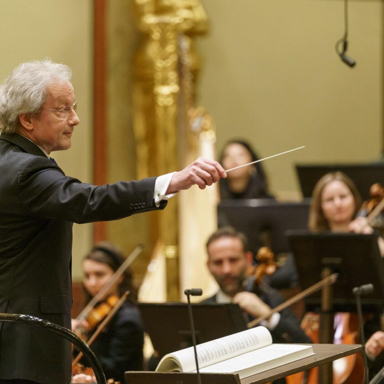 Denkwürdige Strauss-Hommage: Franz Welser-Möst mit den Wiener