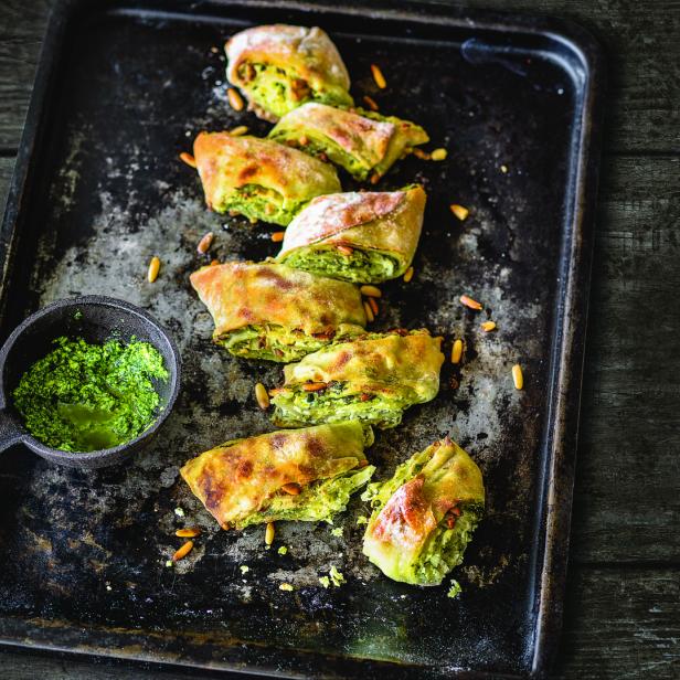 Zupfbrot mit Zucchini-Ricotta.