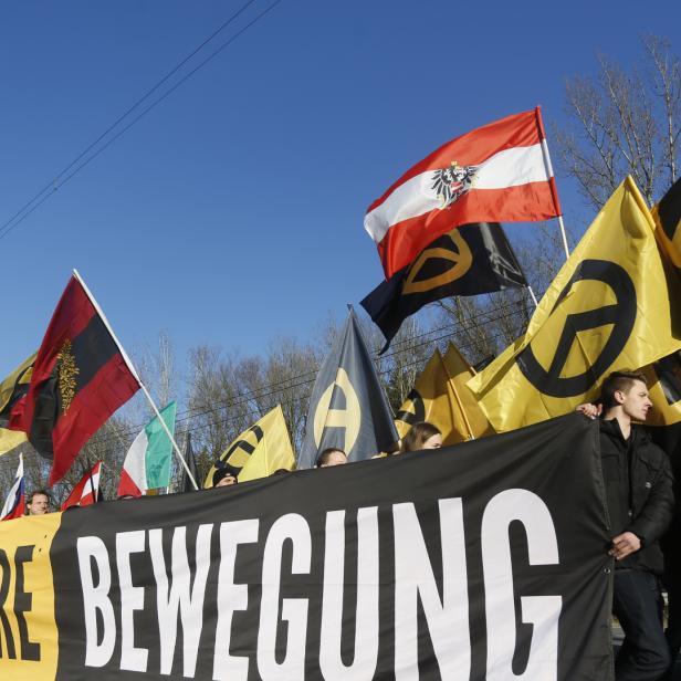 „FPÖ versucht gerade, sich von den Identitären zu distanzieren“.