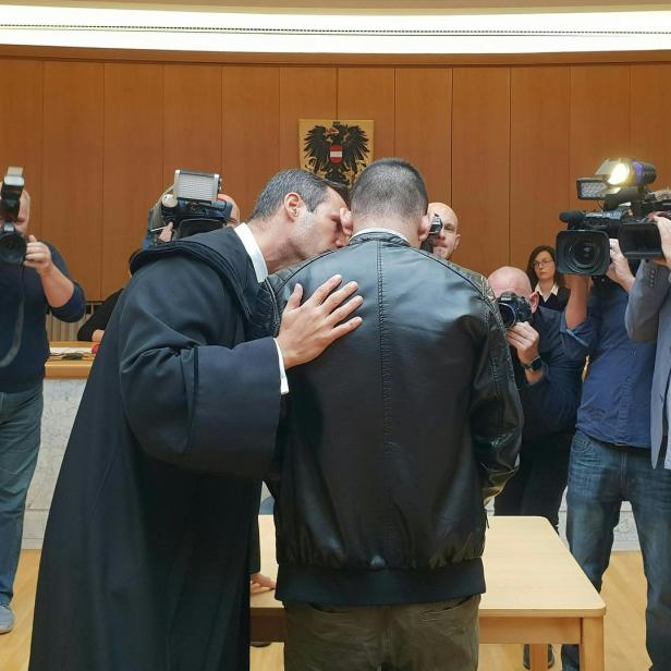 Koppl partnersuche ab 60. Waltendorf frau sucht mann fr eine nacht. Dating aus neuzeug. Partnersuche gro gerungs. Polizisten kennenlernen aus gemeinde Partnersuche und umgebung steyr Sie sucht ihn sex siegburg