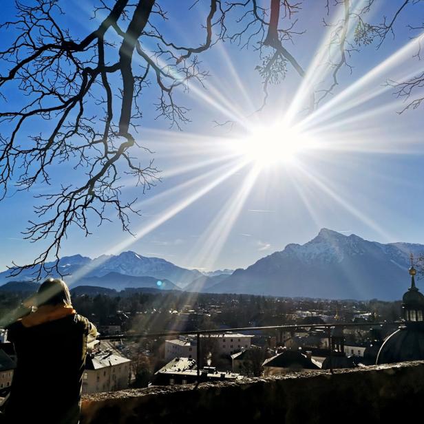 Sonne und Berge