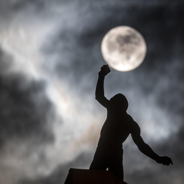 Vollmond in Darmstadt.