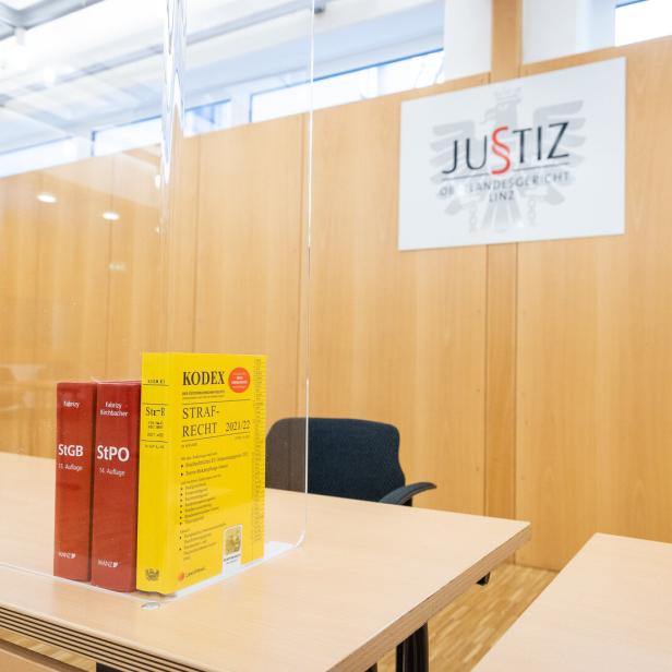 OBERÖSTERREICH: BERUFUNGSPROZESS GEGEN ERNST AUGUST VON HANNOVER STARTET IN LINZ