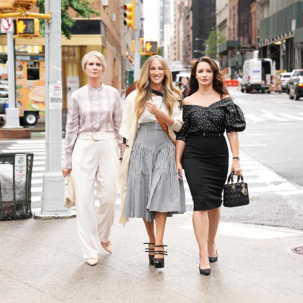 Sarah Jessica Parker, Kristin Davis und Cynthia Nixon bei Dreharbeiten zu „And Just Like That…“ in New York.