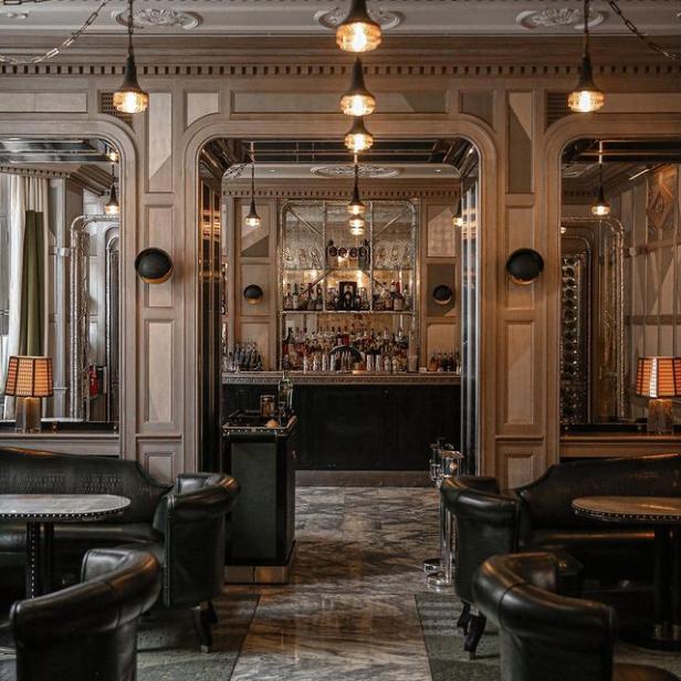 Die Connaught Bar in London.