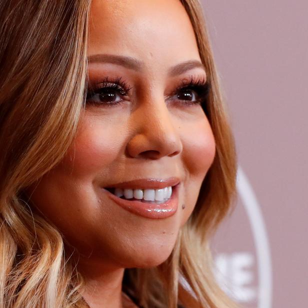 Nahaufnahme von Mariah Carey, die lächelt.