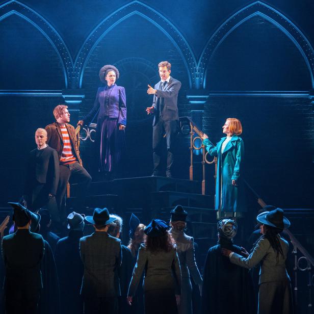 Szene aus dem Theaterstück „Harry Potter und das verwunschene Kind“.