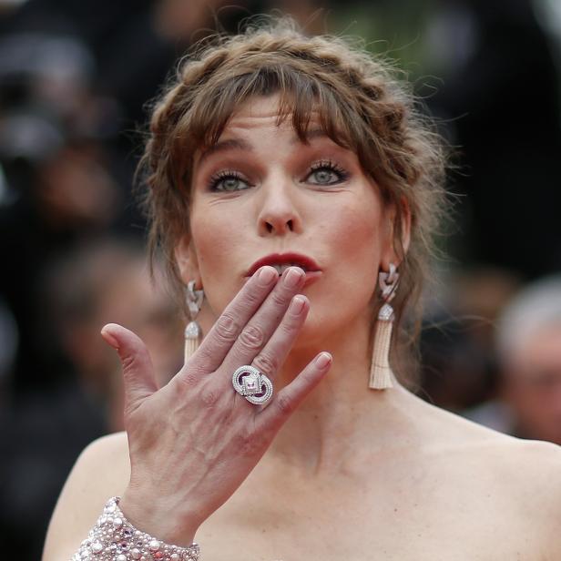 Milla Jovovich bei der Vorführung von „Sibyl“ bei den Filmfestspielen in Cannes.
