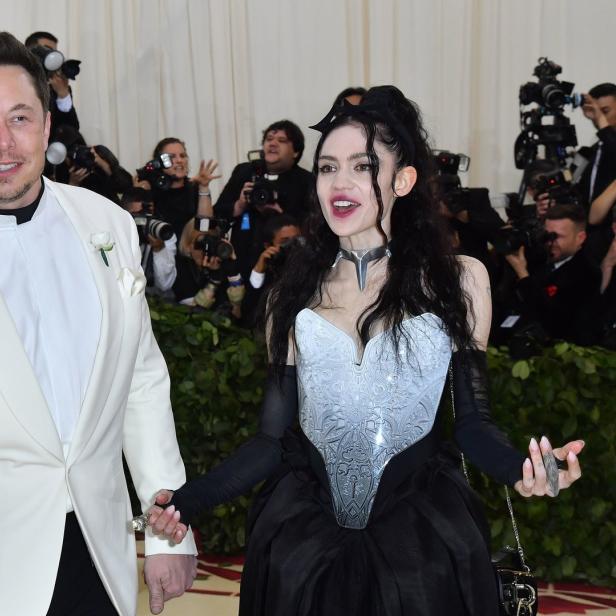 Elon Musk und Grimes bei der Met Gala 2018.