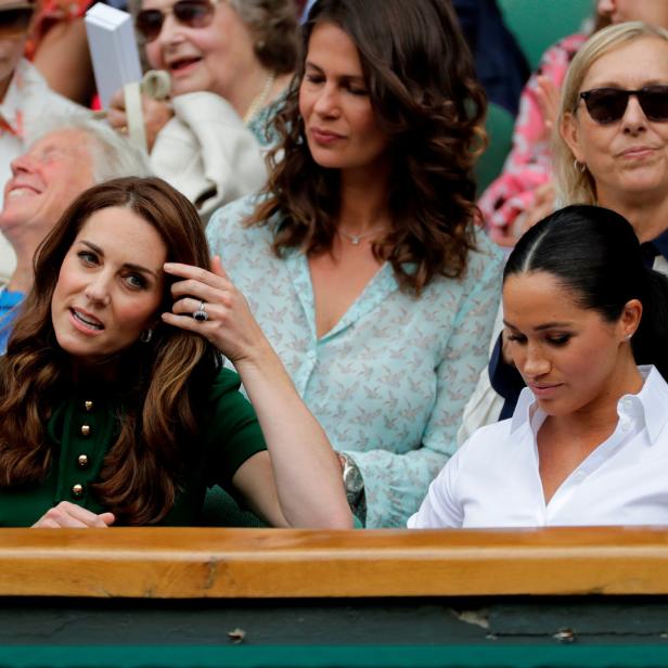 Kate Middleton und Meghan Markle besuchen ein Tennismatch in Wimbledon.