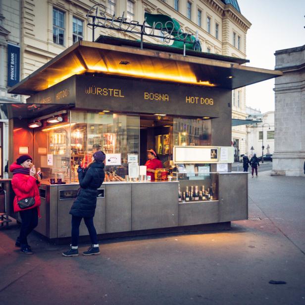 Der Wiener Würstelstand „Bitzinger“.